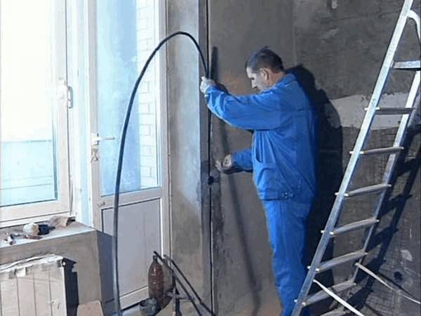 Пример прокладки кабеля в доме